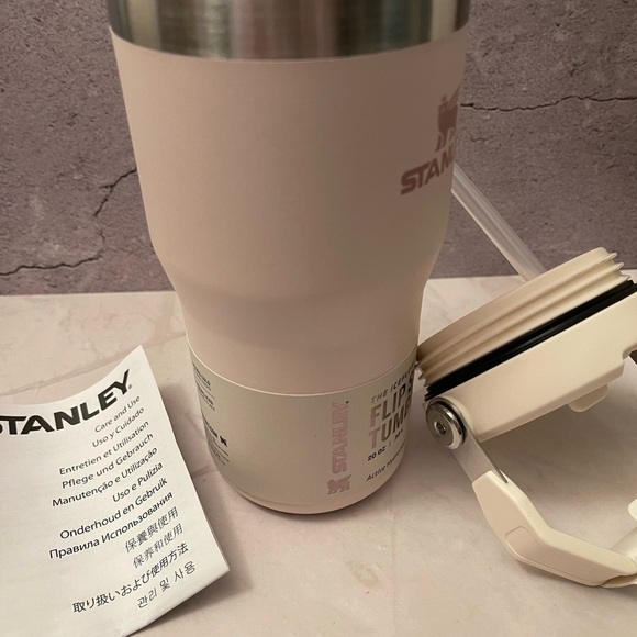 Stanley Flip Straw Tumbler Rose Quartz Stainless Steel & Ice Cube Tray - Picture 7 of 8